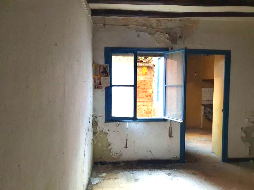 Houses for sale in Aire, Fabara