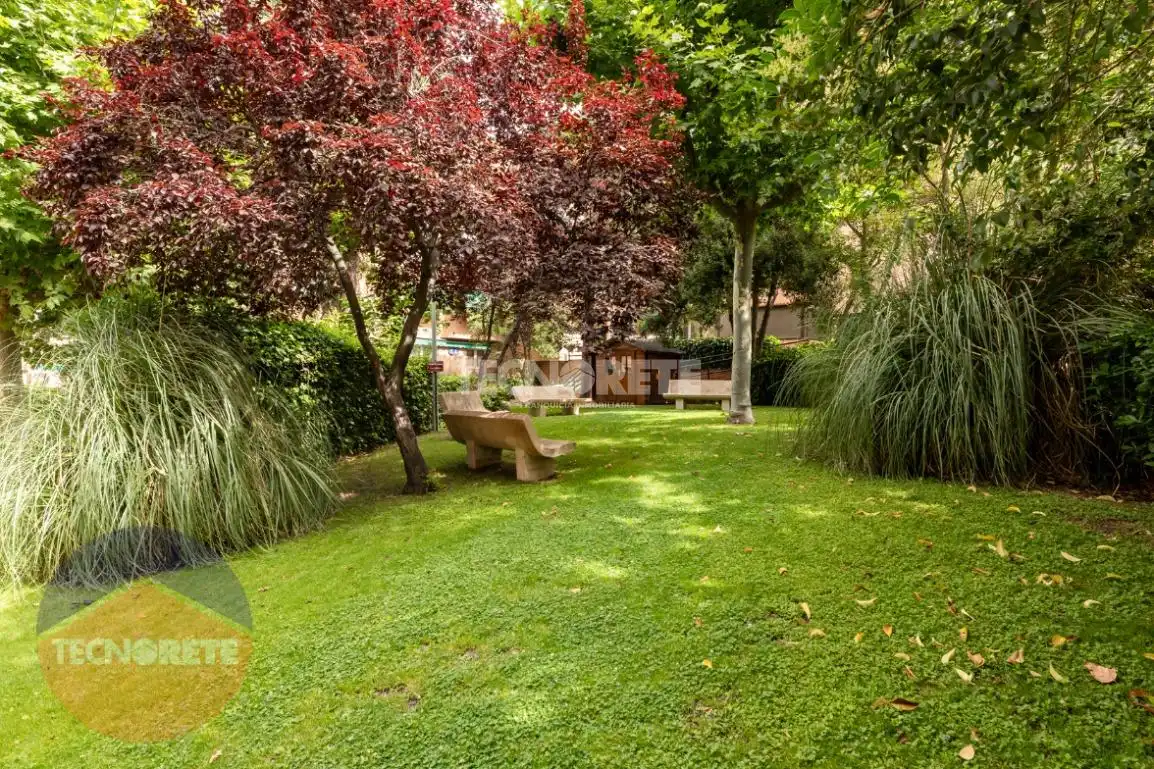 Jardí de Pis de lloguer en Majadahonda amb Aire condicionat, Calefacció i Terrassa