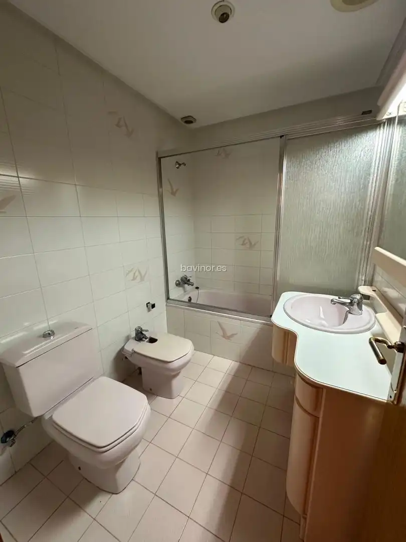Baño de Piso en venta en Alhama de Murcia con Aire acondicionado, Calefacción y Trastero
