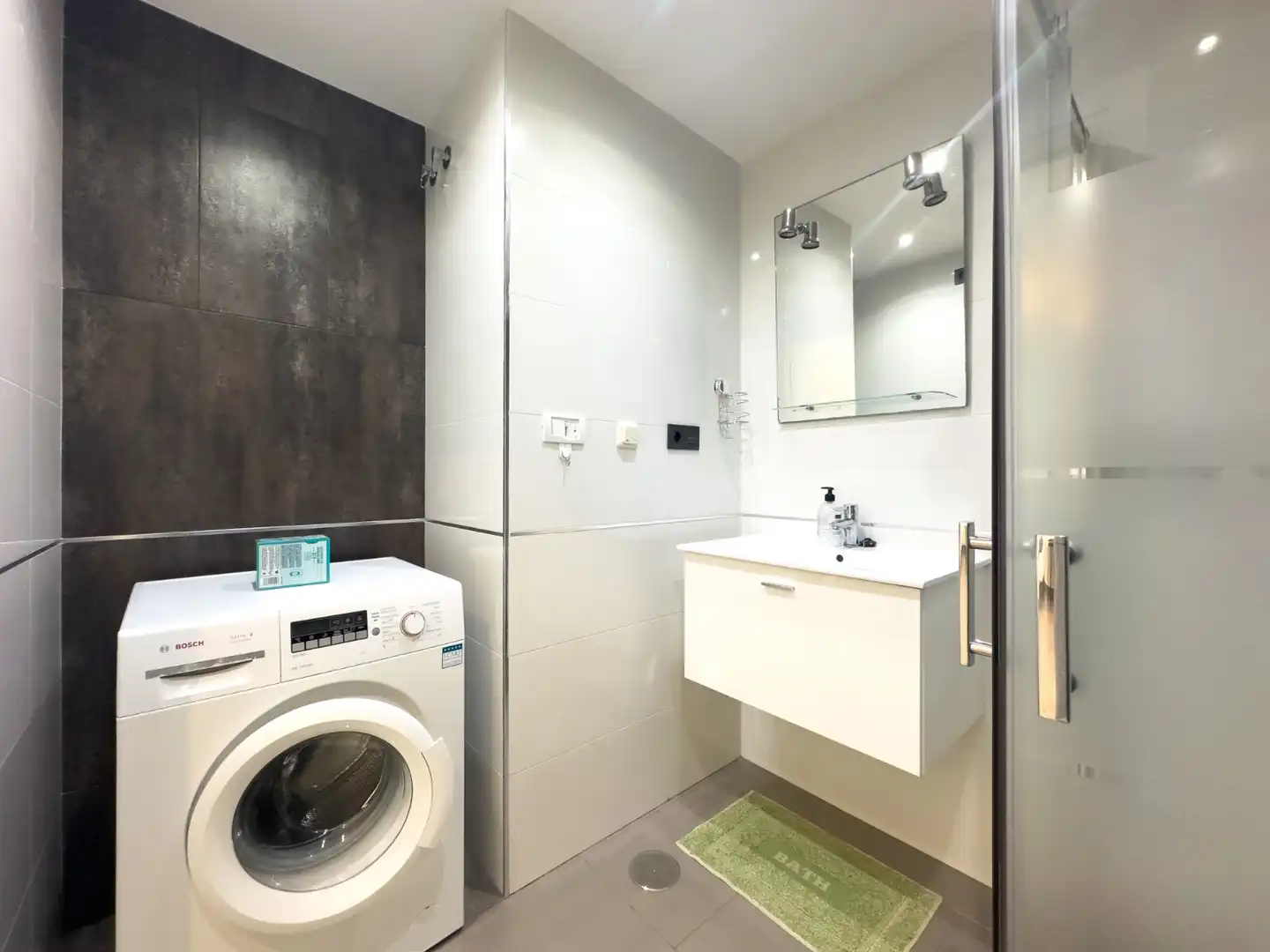 Bathroom of Attic for sale in Orihuela  with Air Conditioner, Terrace and Swimming Pool