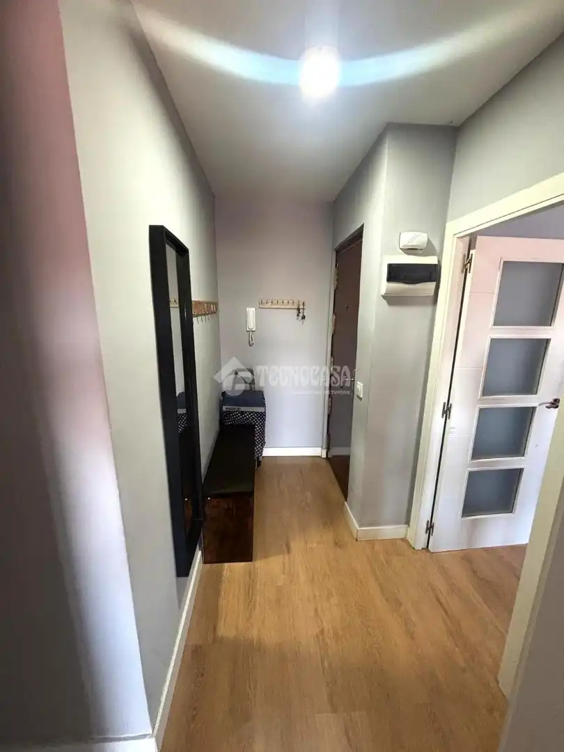 Flat for sale in Parla  with Air Conditioner, Terrace and Furnished
