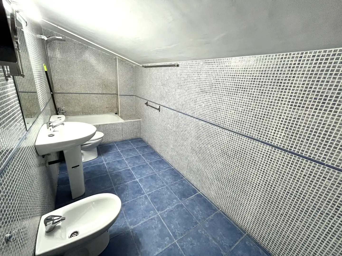 Baño de Dúplex en venta en Illescas con Calefacción, Trastero y Balcón