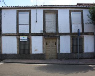 Vista exterior de Casa o xalet en venda en Piornal