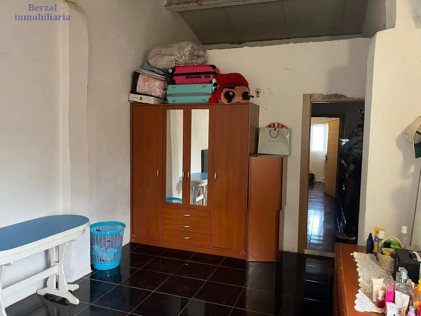 Habitación de Casa o chalet en venta en Fuenmayor con Terraza y Trastero