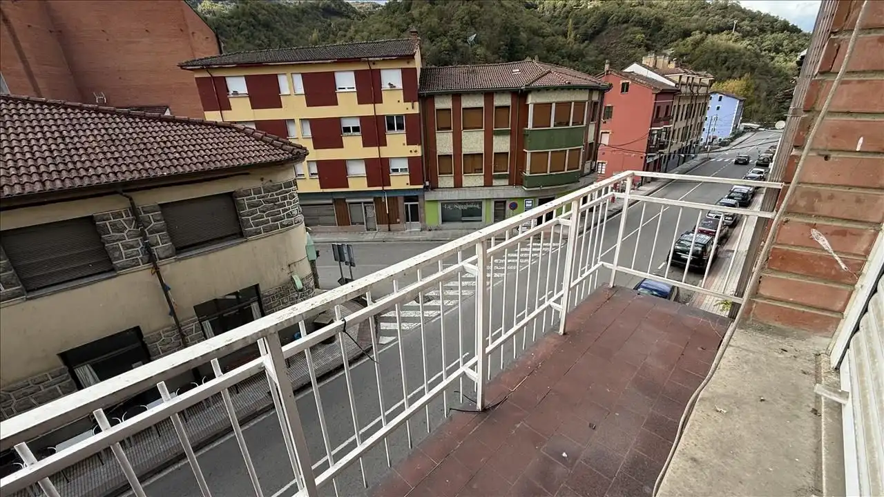 Apartment for sale in GENERAL 19, imagen 2