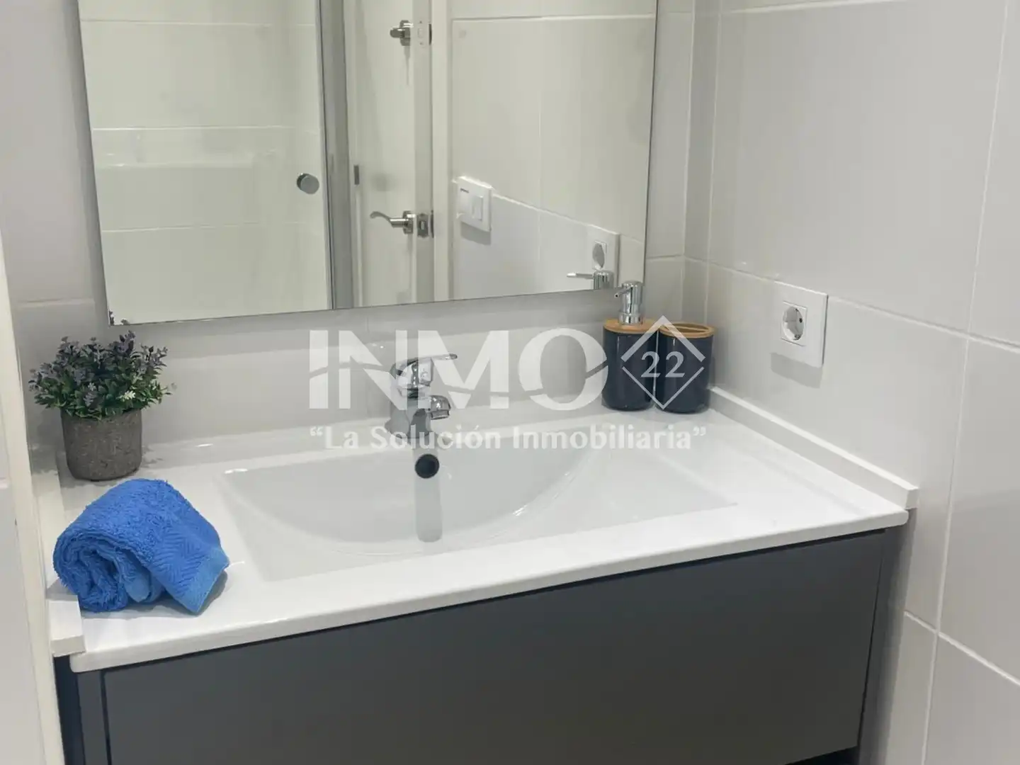 Bany de Apartament en venda en Cambrils amb Aire condicionat, Terrassa i Moblat