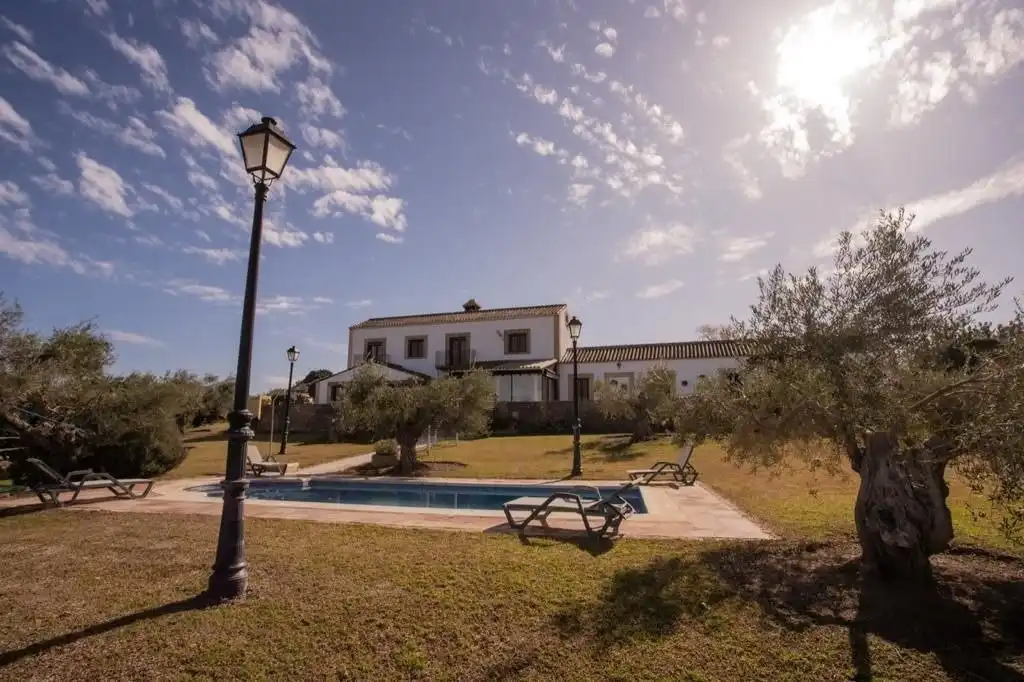 Jardí de Finca rústica en venda en Arcos de la Frontera amb Calefacció, Terrassa i Traster
