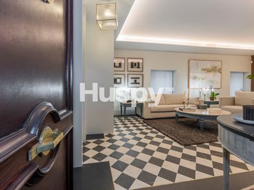 Bajo con ascensor en venta en Calle de Ferraz
