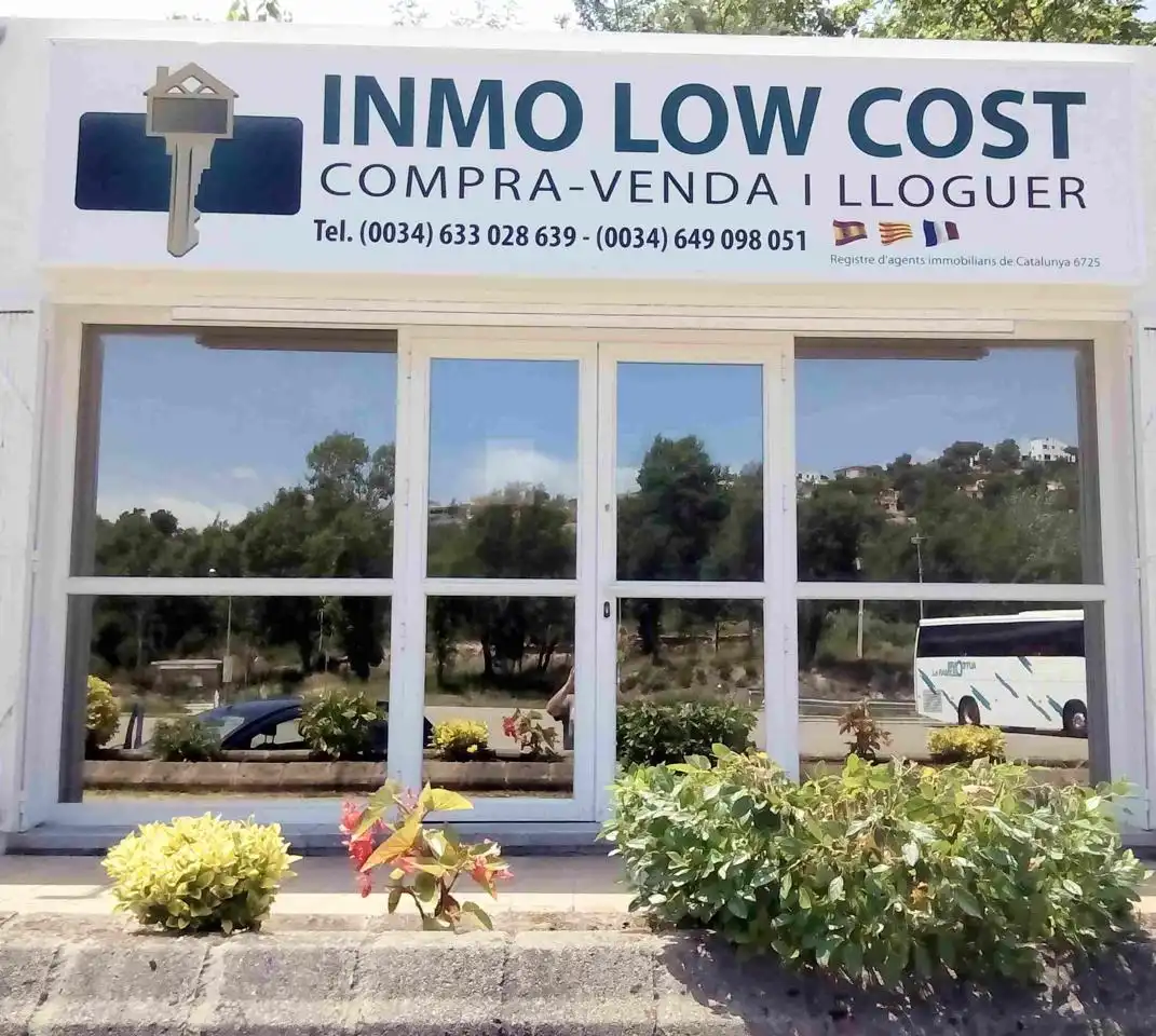 Casa adosada en venda en Vidreres amb Terrassa i Piscina