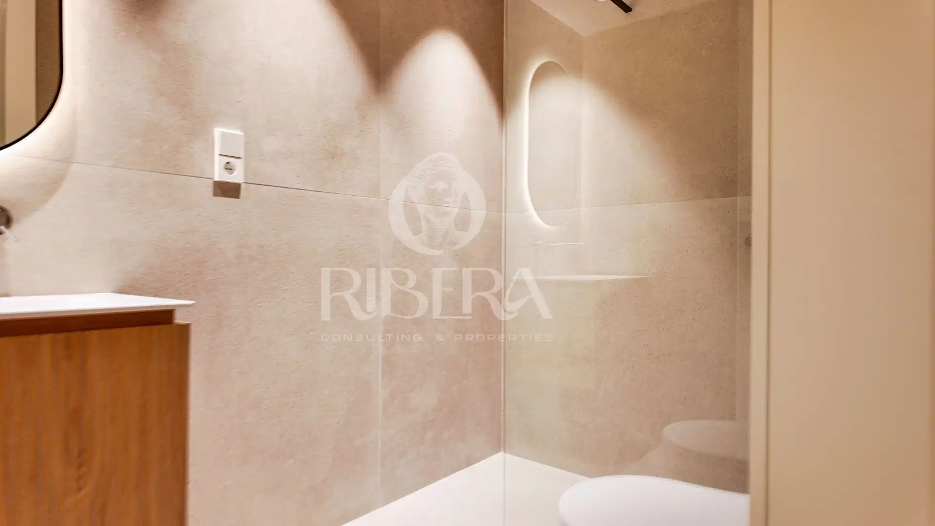 Baño de Casa o chalet en venta en L'Eliana con Aire acondicionado, Calefacción y Jardín privado