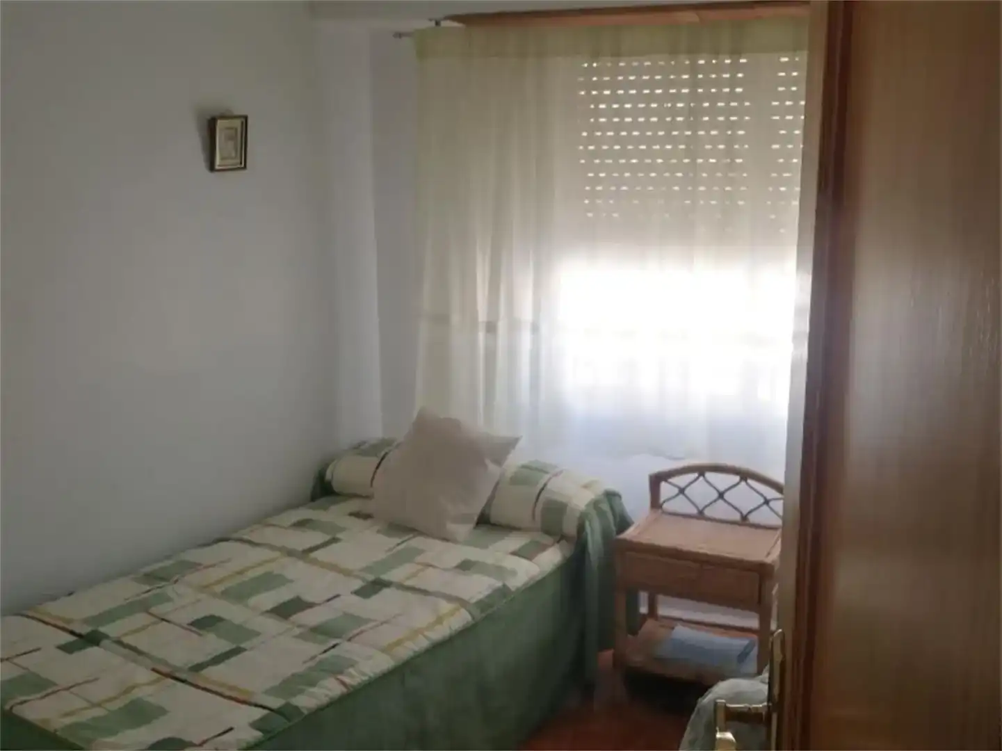 Habitación de Planta baja en venta en Casas-Ibáñez con Amueblado y Balcón