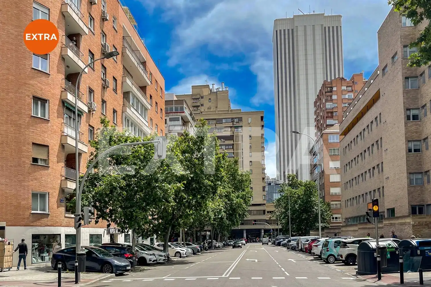 Vista exterior de Planta baja en venta en Madrid