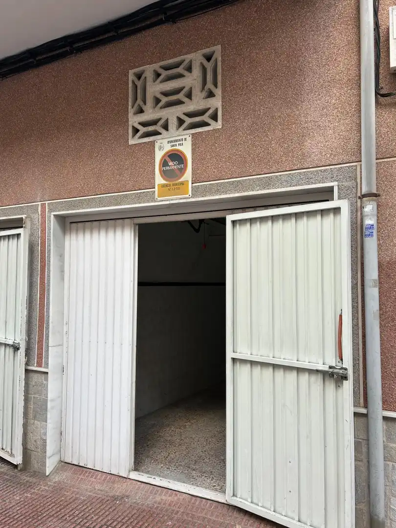Local en venta en Calle RAMON Y CAJAL, 29, Norte