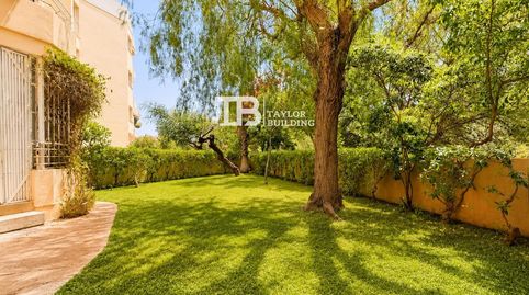Planta baja con gran jardín en Cas Català!