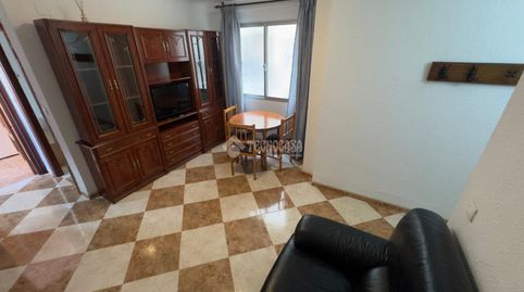 Foto 3 de Piso en venta en Los Castillejos - La Trinidad, Málaga Capital