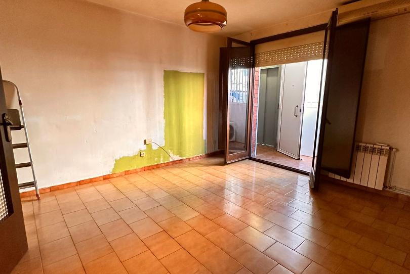 Foto 1 de Pis en venda a La Roureda, Barcelona