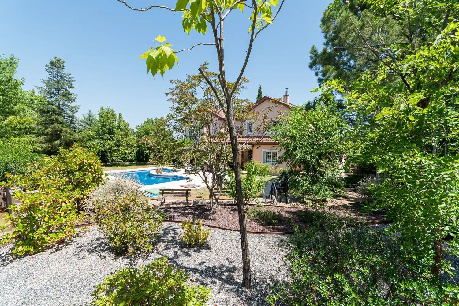 Garden of Houses for sale in Boadilla del Monte  with Air Conditioner, Heating and Storage room
