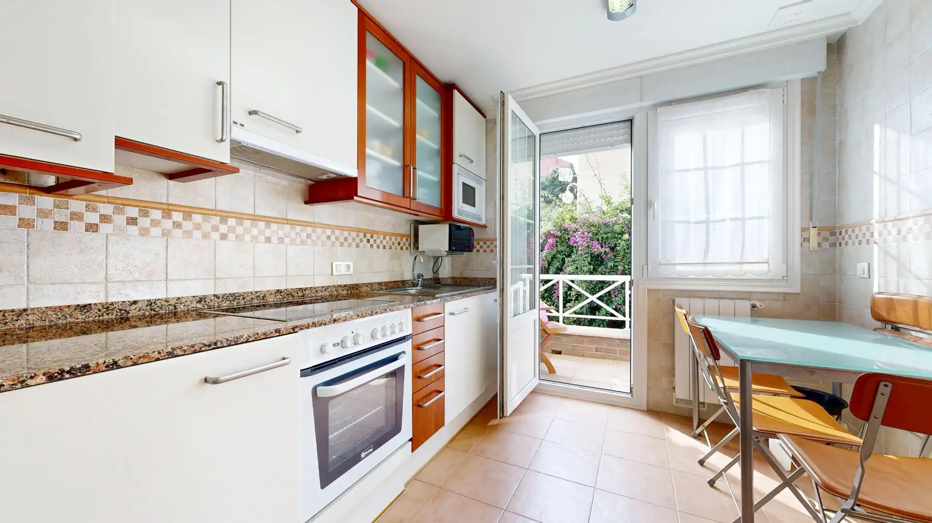 Adosado con terraza en venta en Avenida ENRIQUE MOWINCKEL, imagen 11