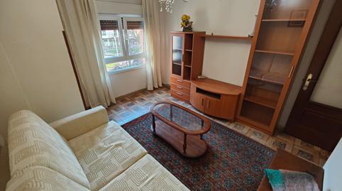 Photo 3 of Flat to rent in Calle Carlos V, La Calzada, Gijón