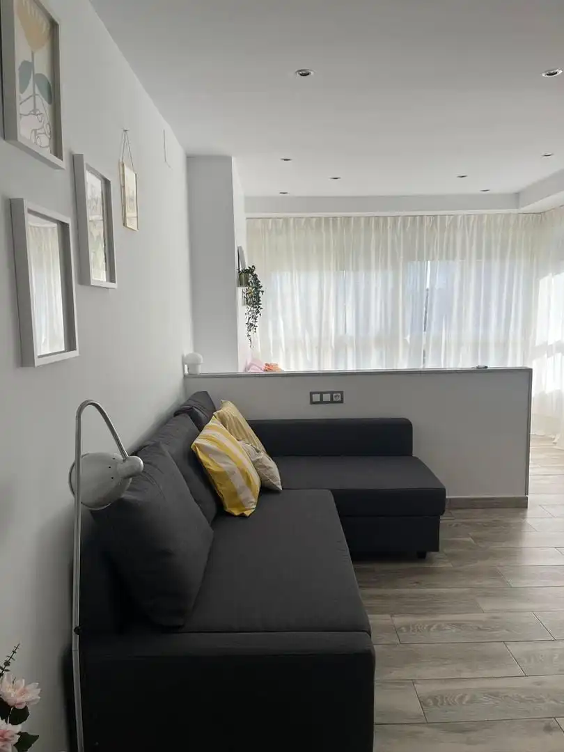Living room of Study for rent in Torremolinos  with Air Conditioner, Heating and Furnished