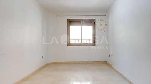 Foto 2 de Piso en venta en Avenida Severo Ochoa de, Pubilla Cases, L'Hospitalet de Llobregat