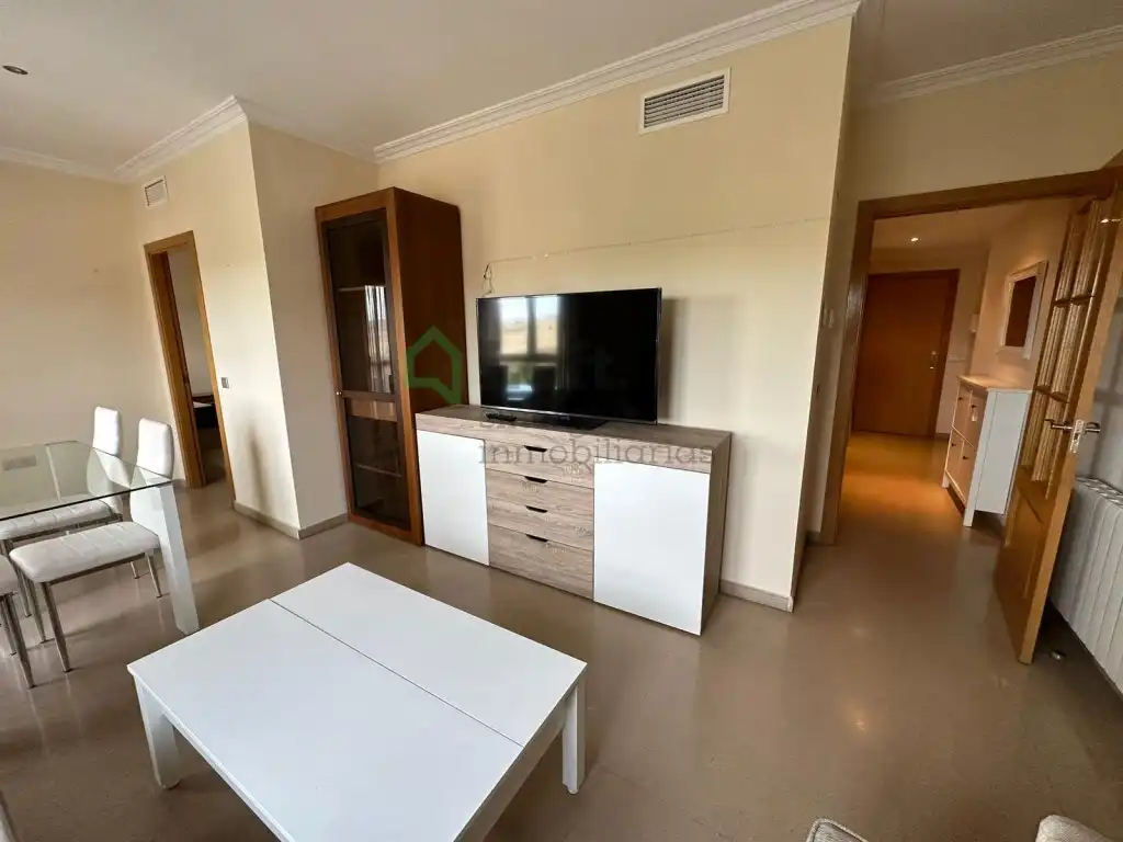Apartamento de alquiler en Maria Auxiliadora - Barriada de Llera