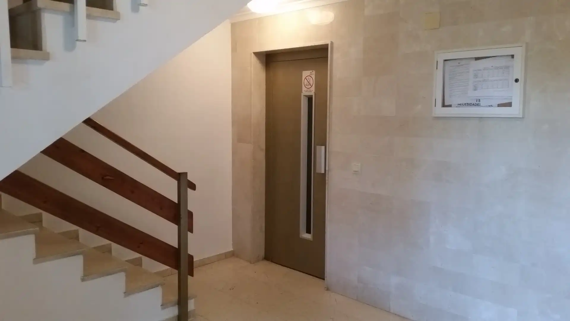 Apartamento con terraza en venta en Carrer del Clot de la Mota 18, imagen 9