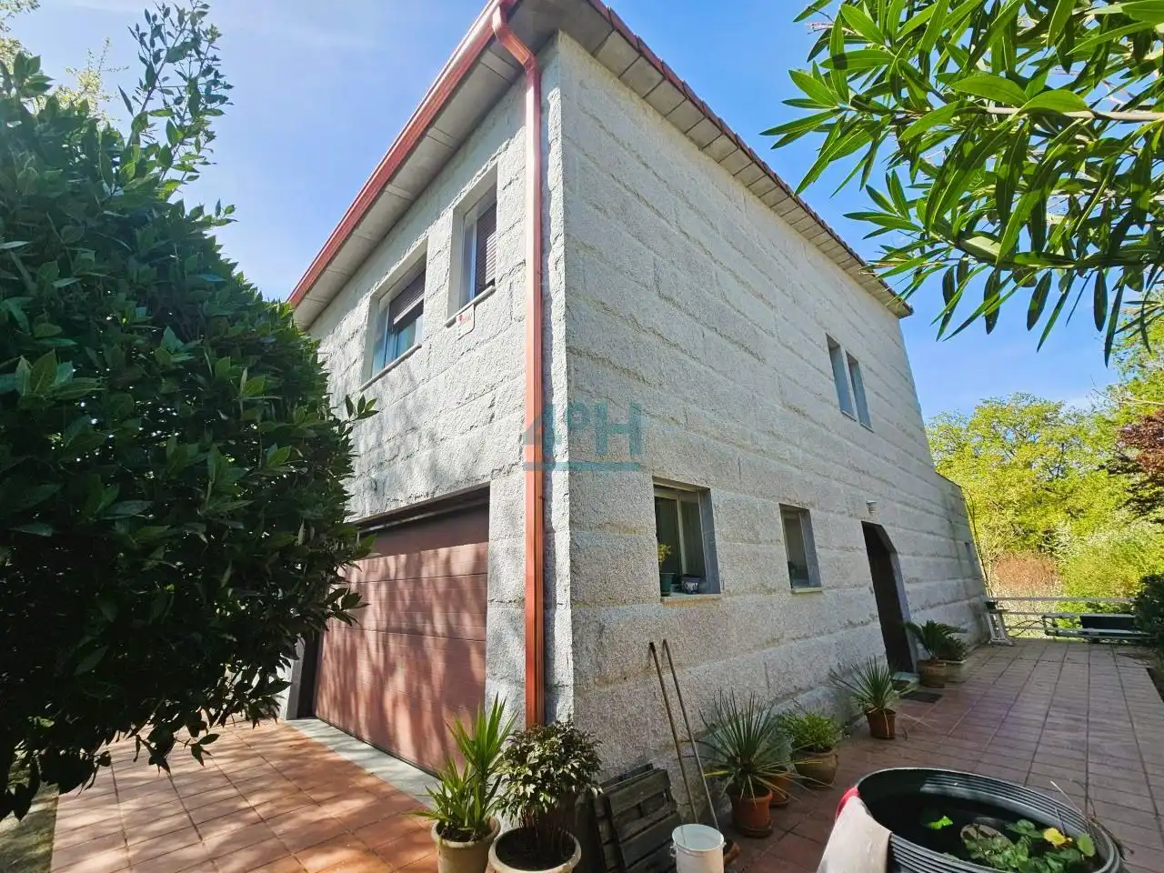 Vista exterior de Casa o xalet en venda en Nogueira de Ramuín amb Calefacció, Jardí privat i Terrassa