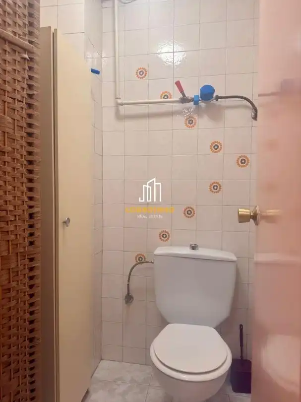 Bathroom of Commercial properties for sale in  Logroño  with Furnished