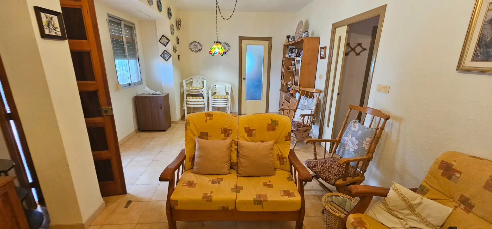 Sala d'estar de Casa o xalet en venda en Corbera amb Terrassa, Moblat i Balcó