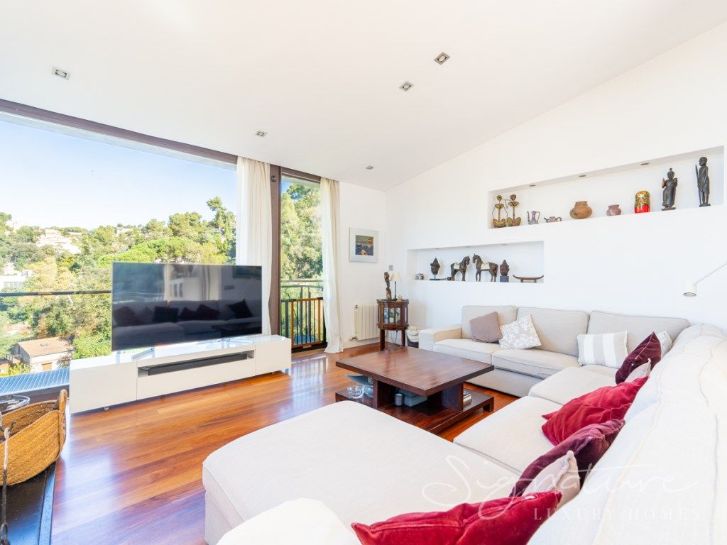 Living room of House or chalet for sale in  Barcelona Capital  with Air Conditioner