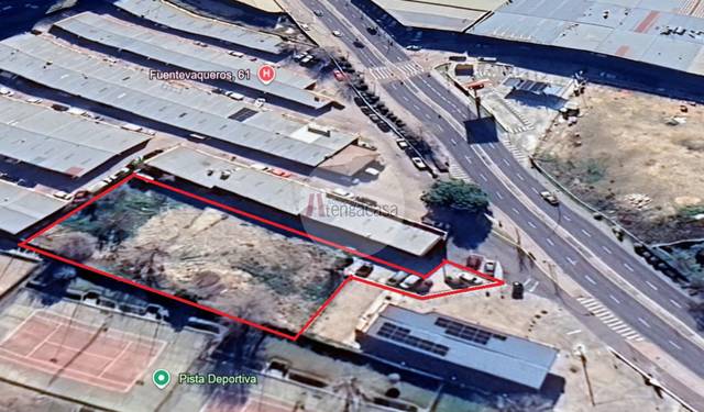 Terreno residencial en Venta en Calle de Móstoles, 86 en El Naranjo