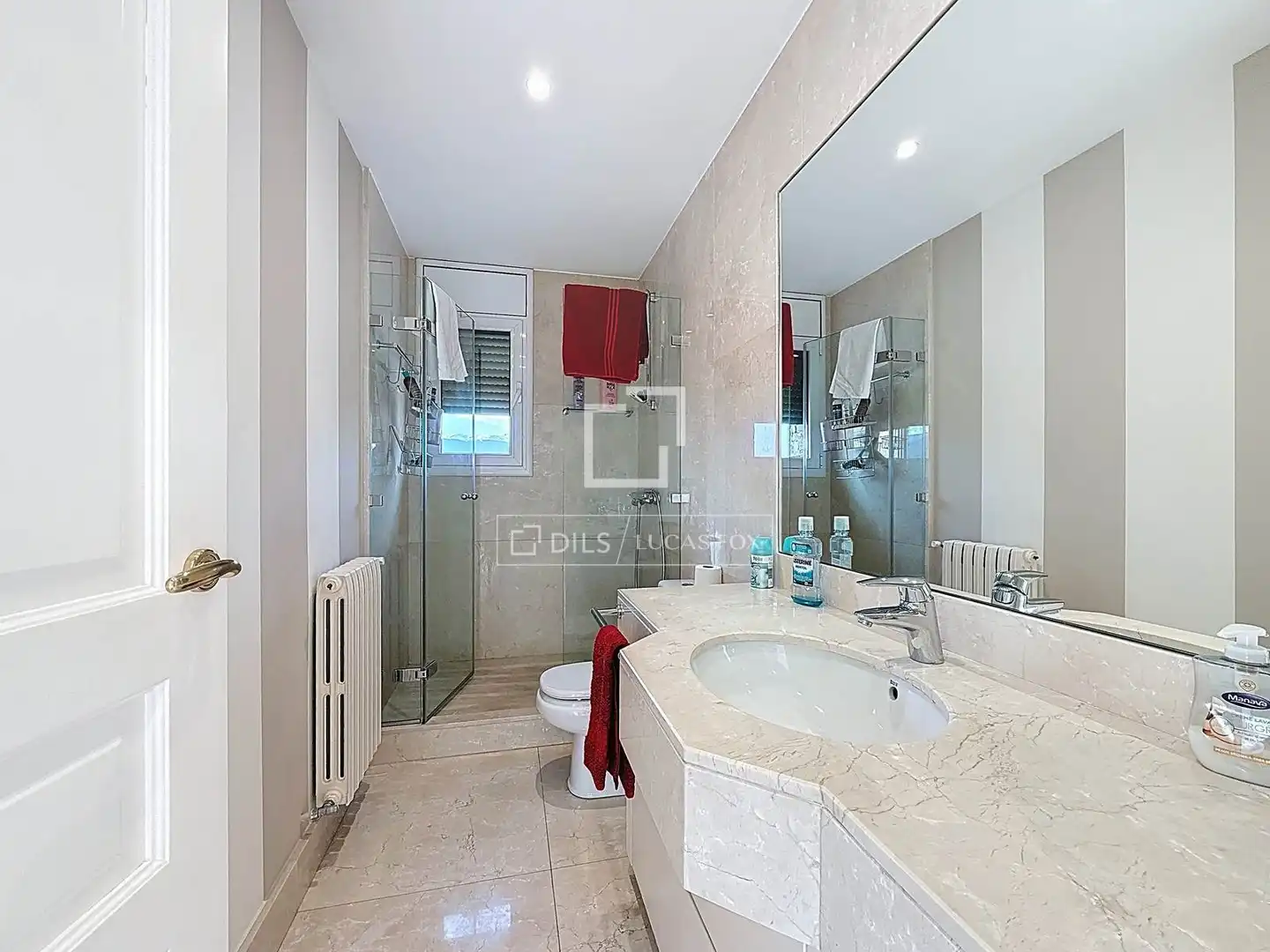 Baño de Casa o chalet en venta en Escaldes – Engordany con Calefacción, Jardín privado y Parquet