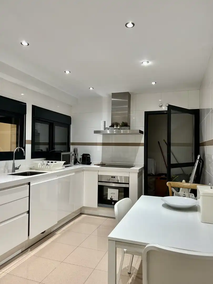 Cocina de Apartamento en venta en Estepona con Aire acondicionado, Terraza y Amueblado