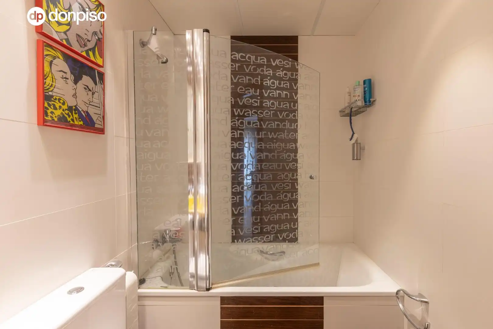 Baño de Casa adosada en venta en Granada con Aire acondicionado, Calefacción y Balcón