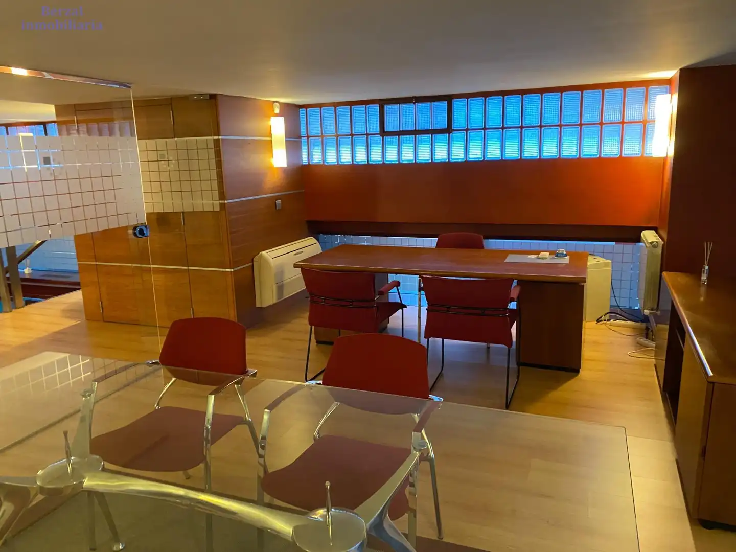 Büro zur Miete in  Logroño mit Heizung und Möbliert