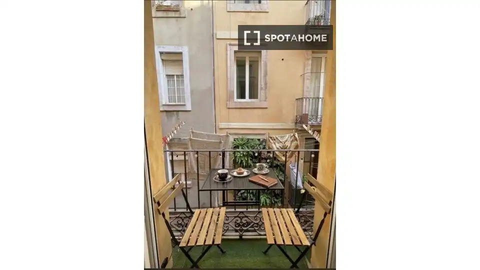 Piso con terraza en alquiler en Ciutat Vella, imagen 5
