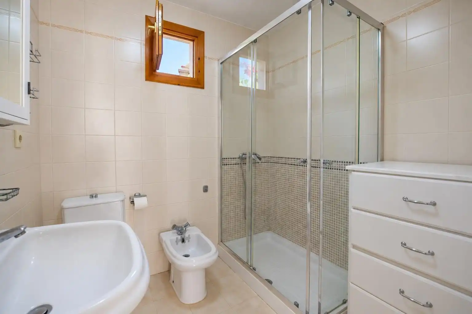 Casa a schiera con piscina in affitto a Avenida Avenida Escandinàvia 63, imagen 12
