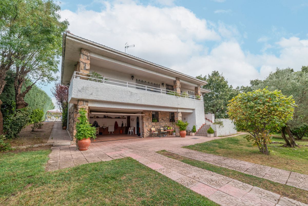 Jardí de Casa o xalet en venda en Moralzarzal amb Calefacció, Jardí privat i Terrassa