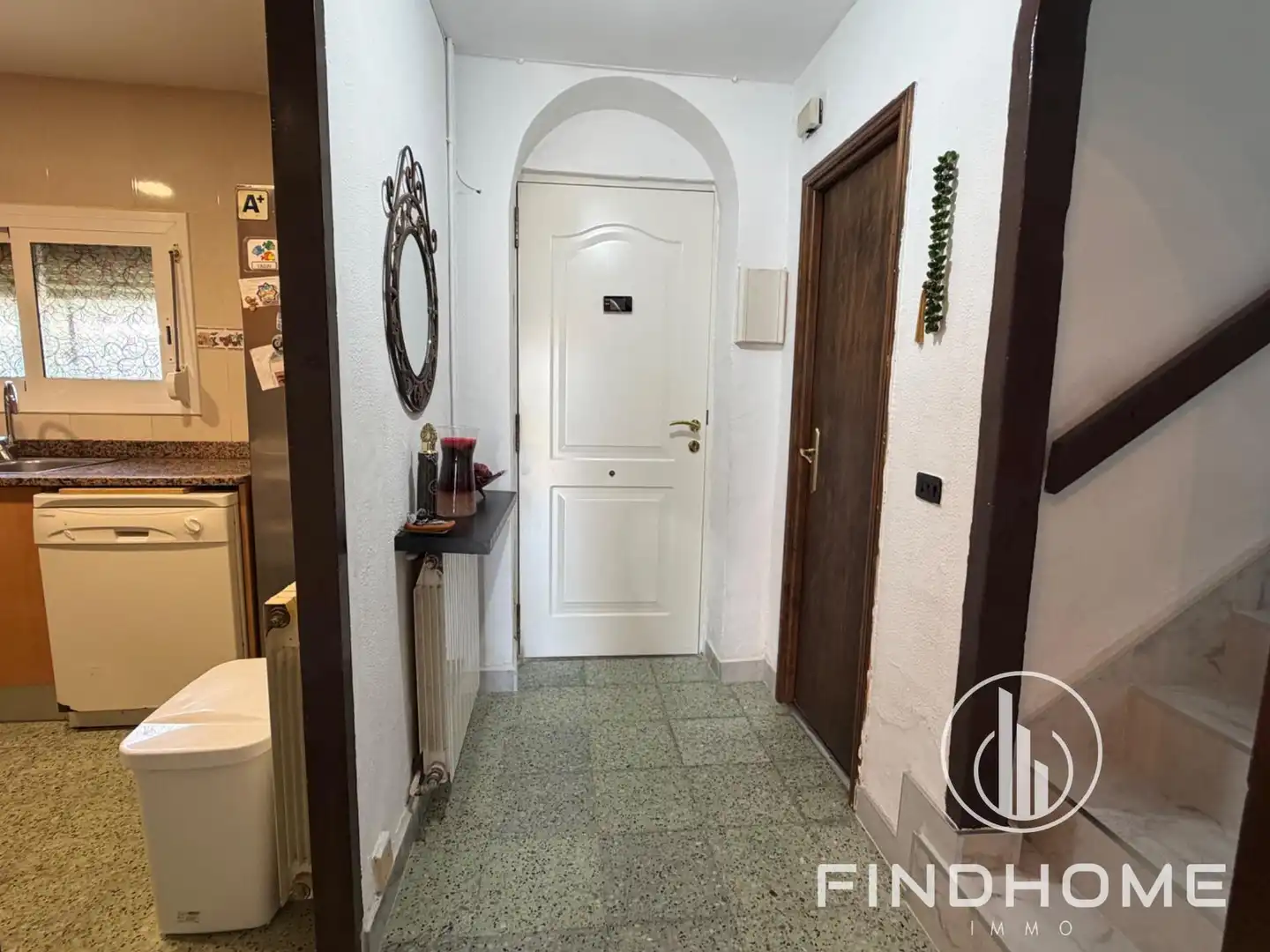 Casa adosada en venta en Olot con Calefacción y Trastero