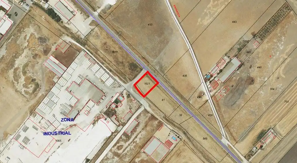 Terreny industrial en venda en Marchena