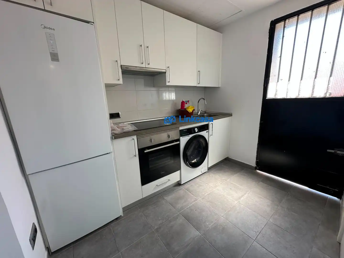 Kitchen of Flat for sale in Madrid  with Air Conditioner, Heating and Furnished