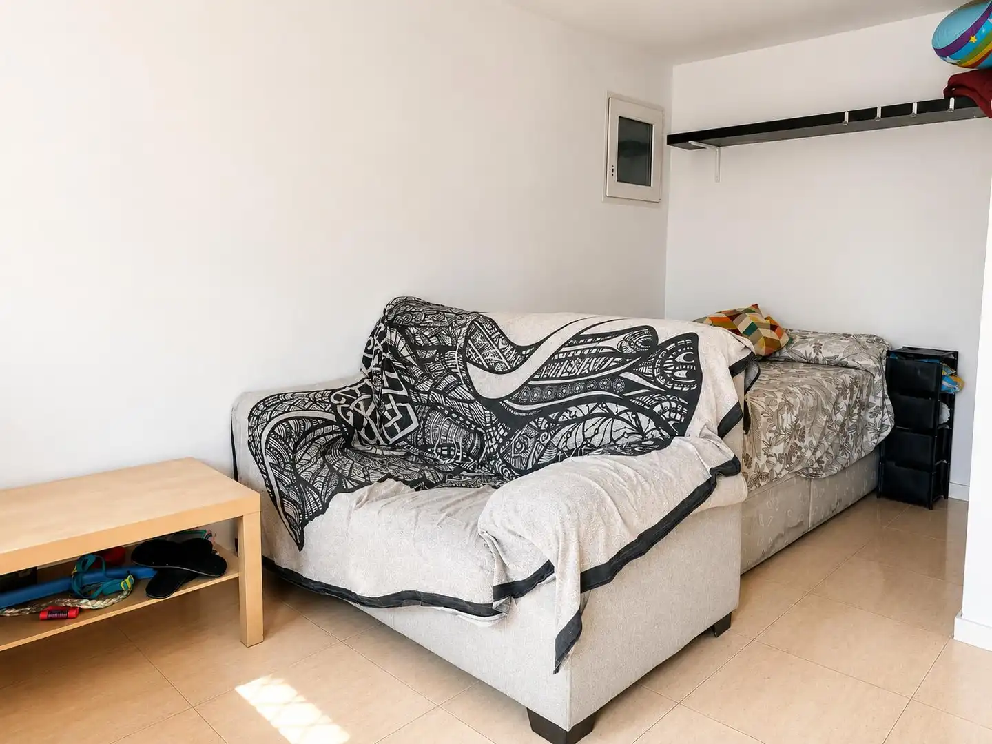 Living room of Study for sale in Sitges  with Furnished and Community pool