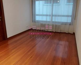 Dormitori de Apartament de lloguer en Vigo  amb Terrassa