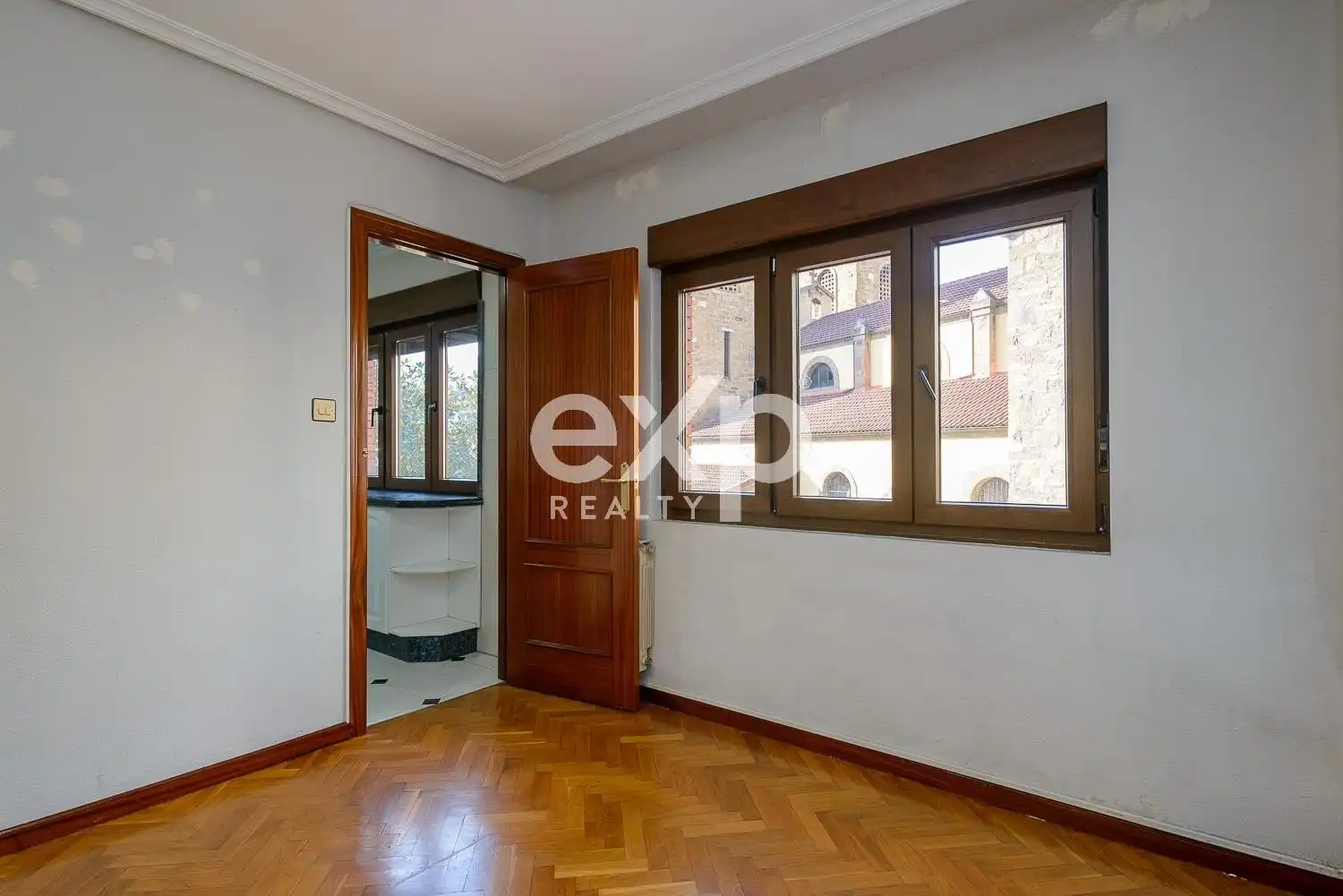 Bedroom of Flat for sale in Aller  with Heating, Terrace and Storage room
