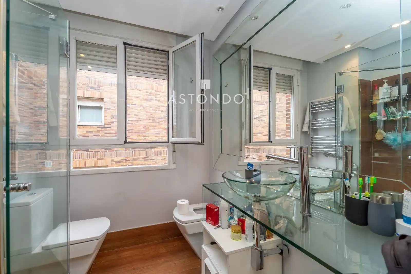 Bathroom of Houses for rent in Madrid  with Air Conditioner, Heating and Terrace