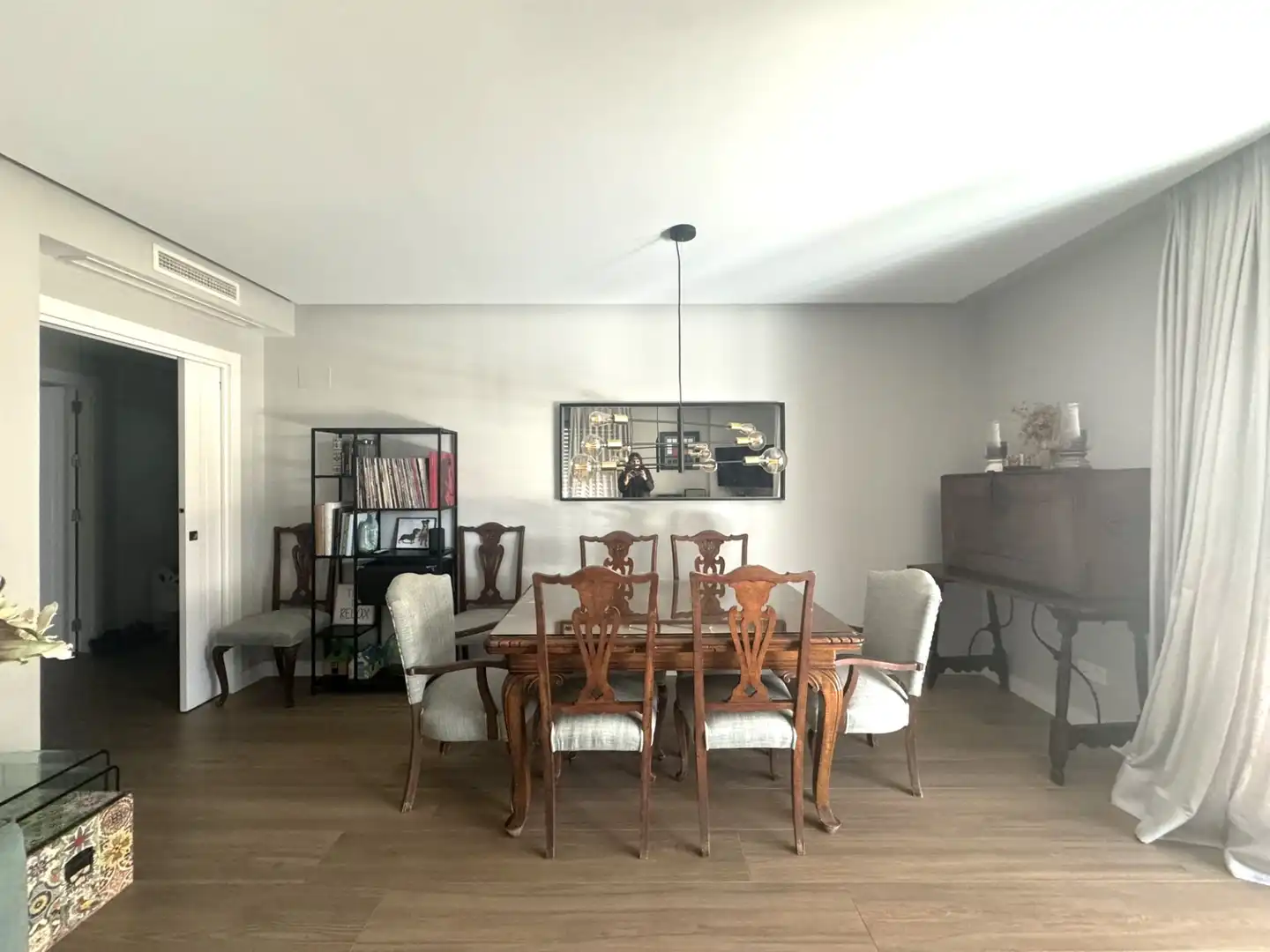 Comedor de Planta baja de alquiler en Boadilla del Monte con Aire acondicionado, Calefacción y Jardín privado