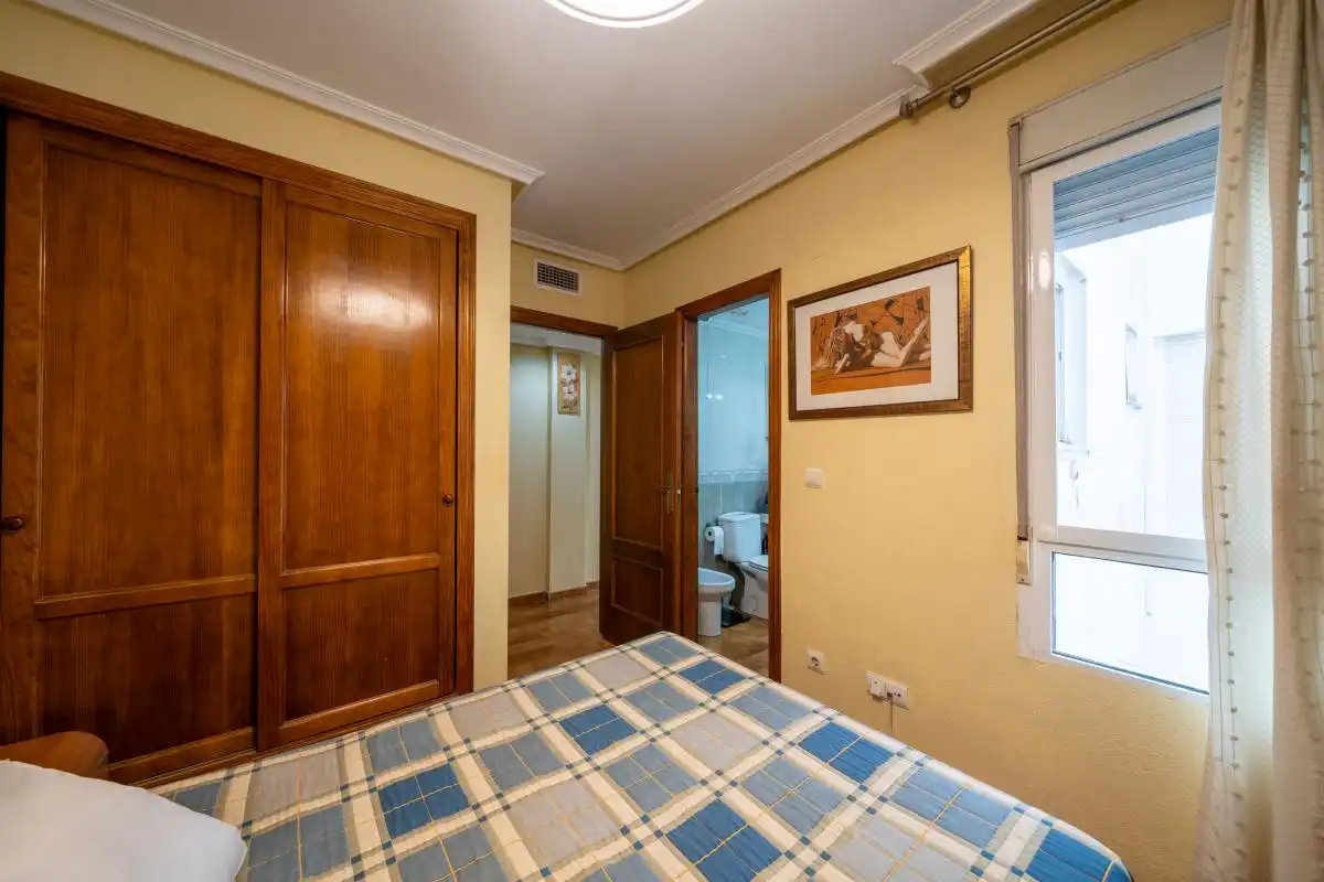 Habitación de Ático en venta en Guardamar del Segura con Aire acondicionado, Calefacción y Trastero