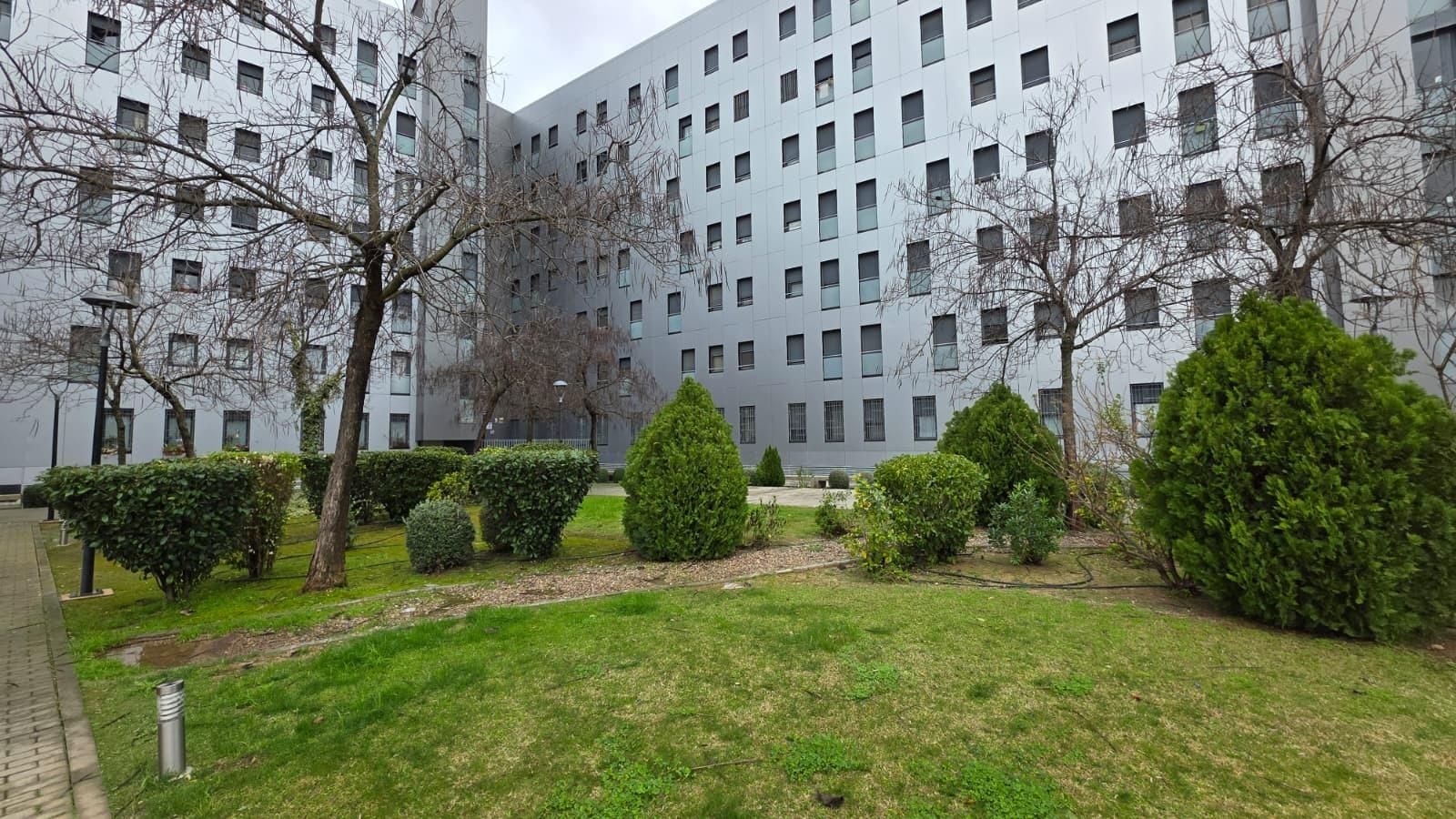 Exterior view of Flat for sale in  Sevilla Capital  with Air Conditioner and Storage room