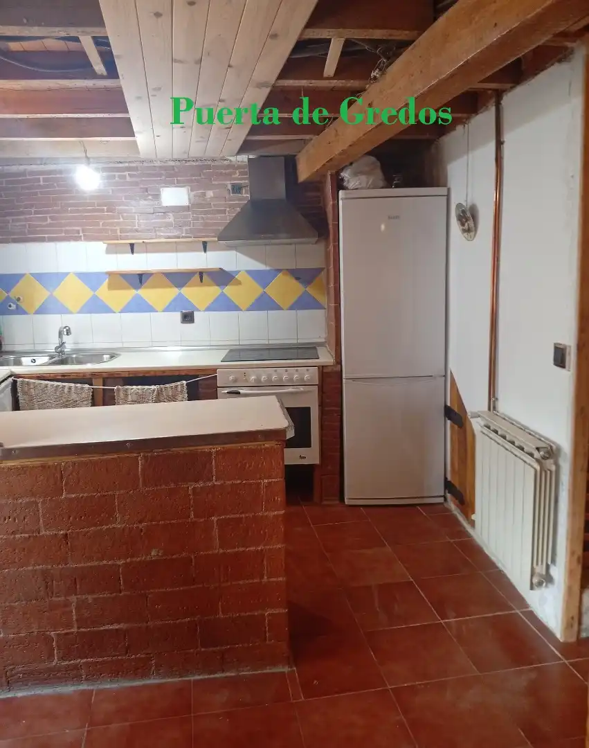 Cocina de Casa o chalet en venta en Nava del Barco con Calefacción, Parquet y Amueblado
